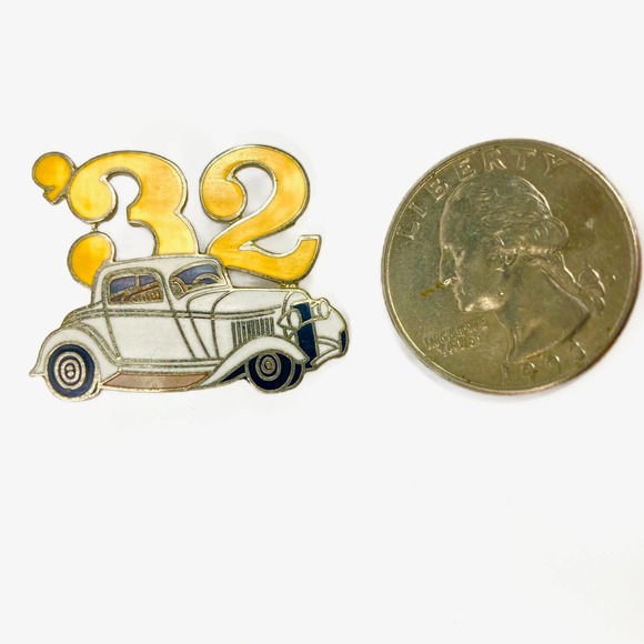 Ford Model A Automobile 1932, Enamel Cloisonne, Hat Pin, Tie Tack, Lapel Pin - Picture 4 of 5